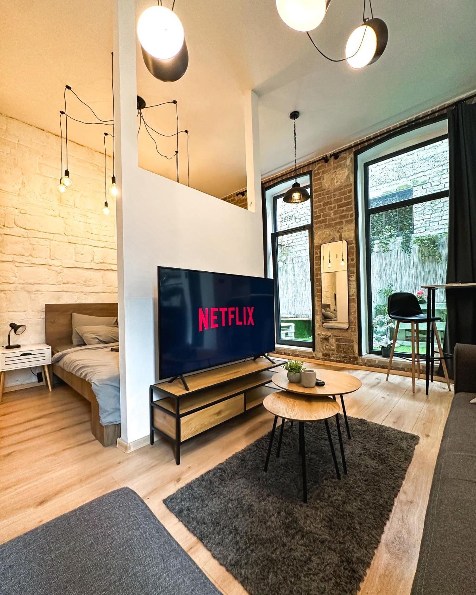Urban Studio With Private Garden Near Andrassy ブダペスト エクステリア 写真